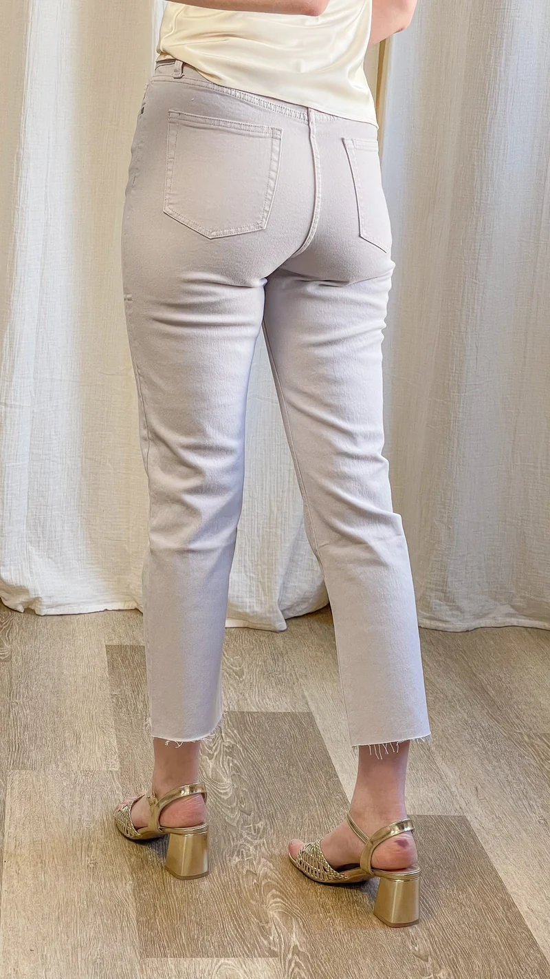 Jean Maryline Oraije - Coupe droite