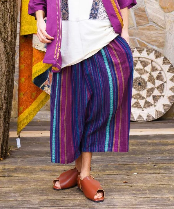 Pantalon harem court en coton aux couleurs de festival