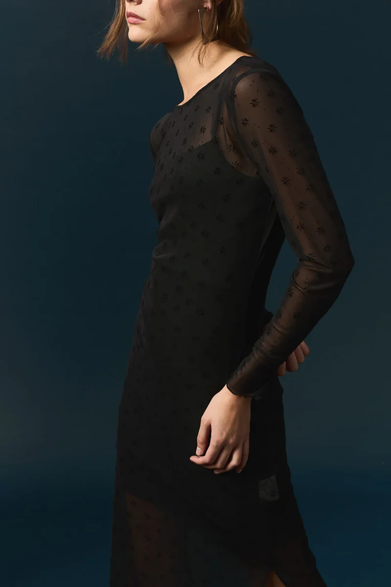 Robe Hena Noir