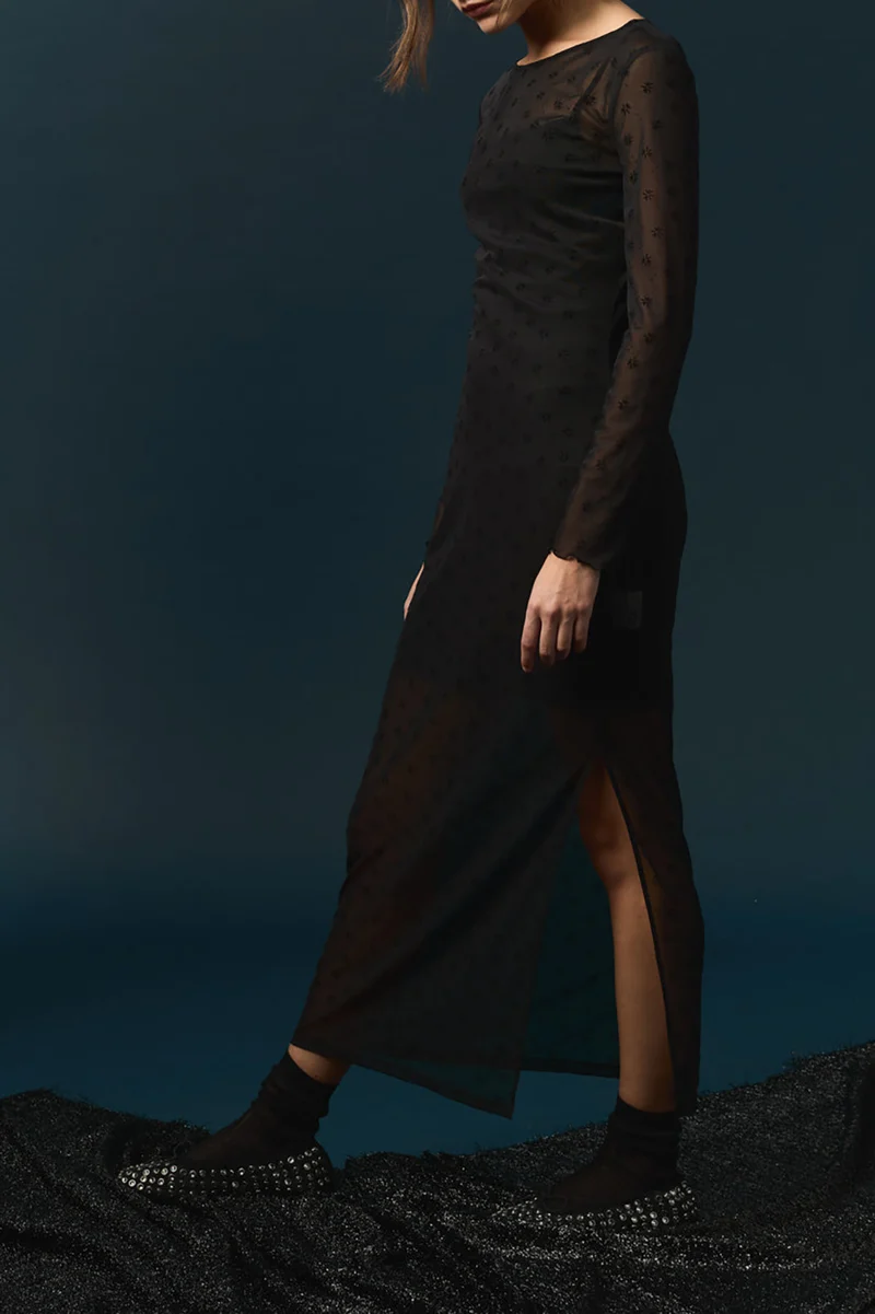 Robe Hena Noir