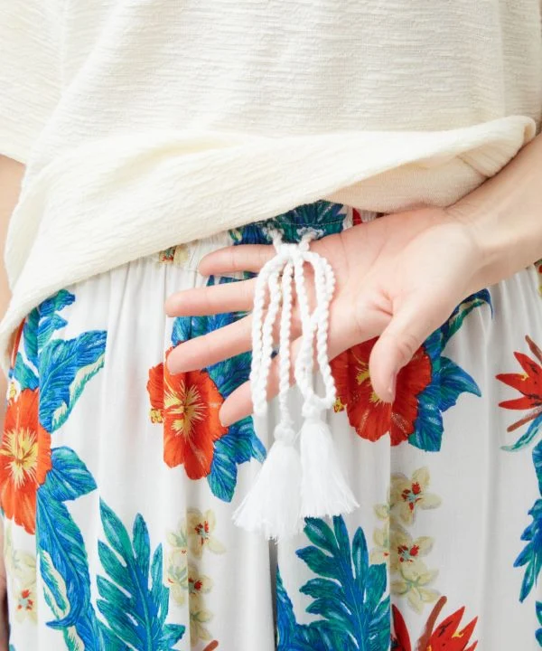 Pantalon évasé à paillettes botaniques