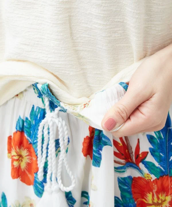Pantalon évasé à paillettes botaniques