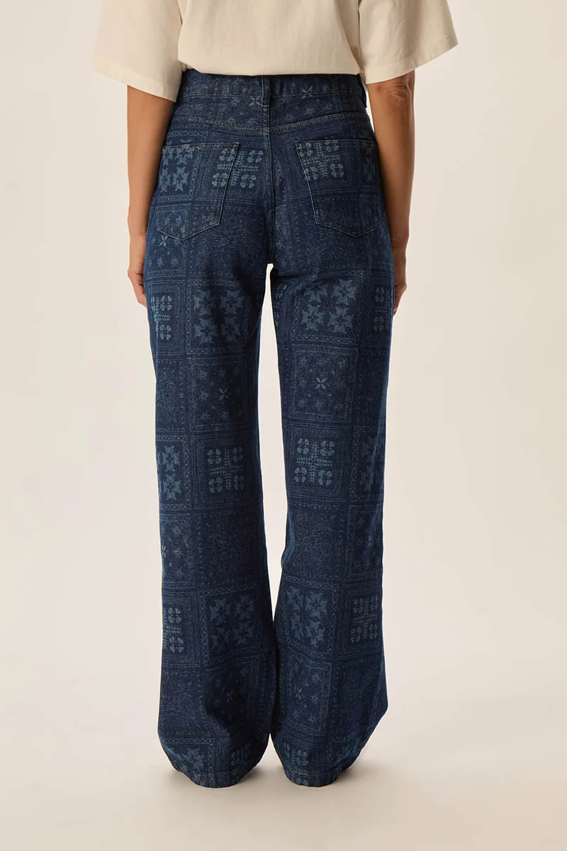 Jean Lea Indigo