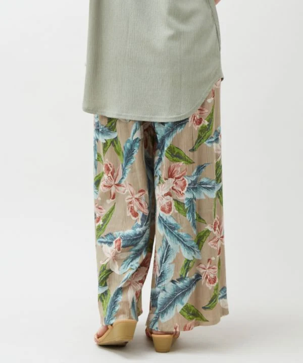 Pantalon hawaïen à motifs botaniques