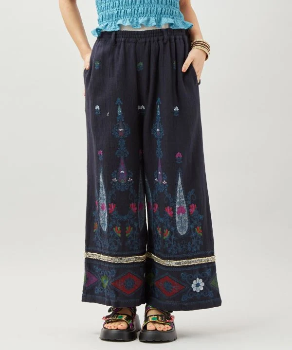 Pantalon droit brodé