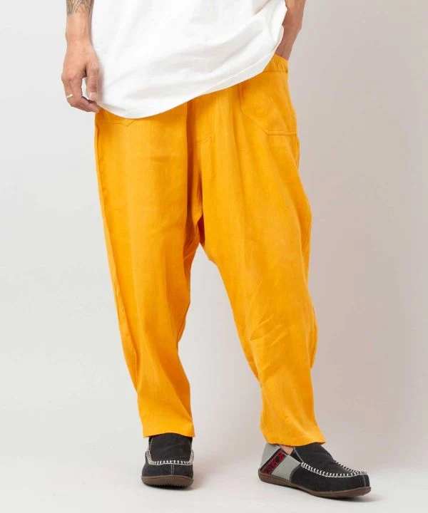 Pantalon droit élégant en satin