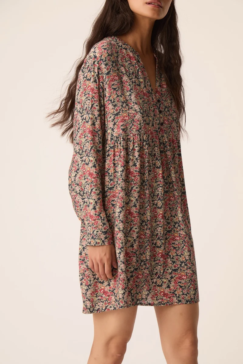 Robe Valorine Taya