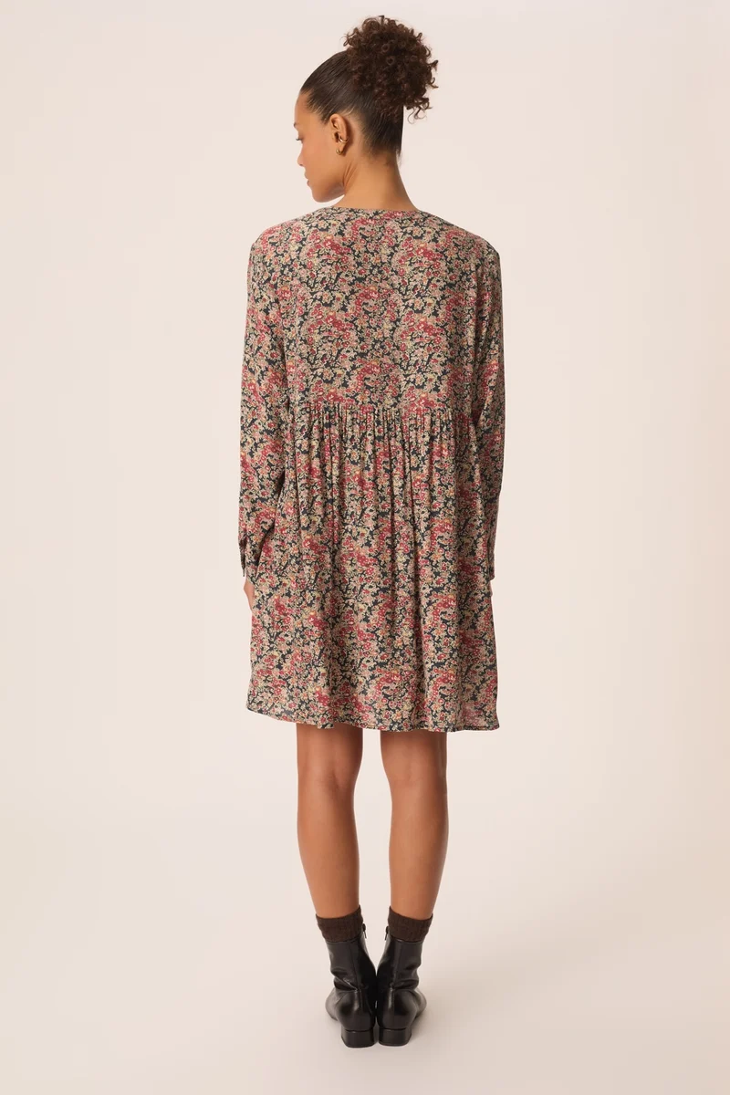Robe Valorine Taya
