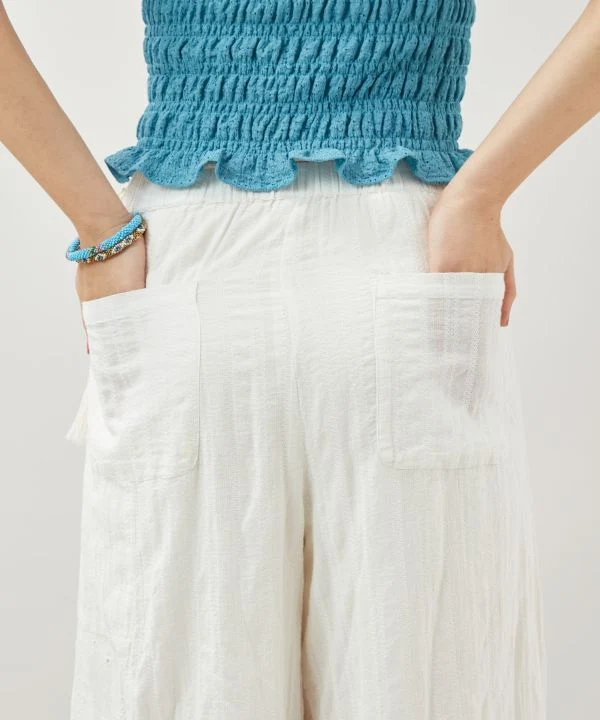 Pantalon large en patchwork de dentelle