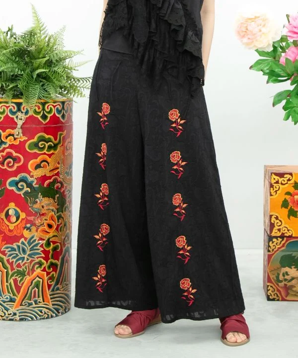 Pantalon évasé à motif jacquard floral