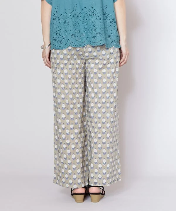 Pantalon droit en coton à imprimé bloc