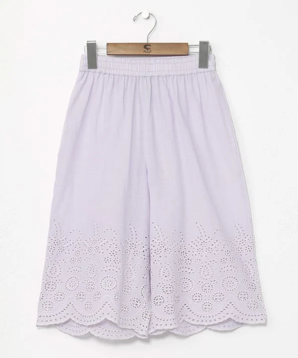 Short brodé Schiffli