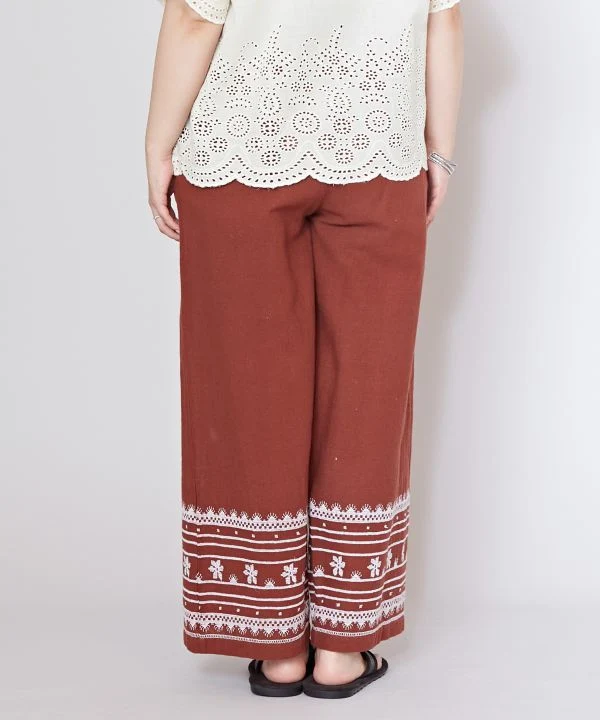 Pantalon en coton au point de croix