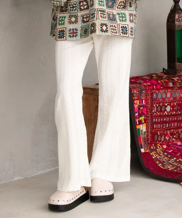 Pantalon bootcut en dentelle stretch