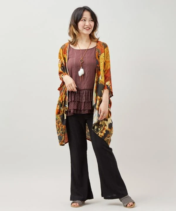 Pantalon bootcut en dentelle stretch