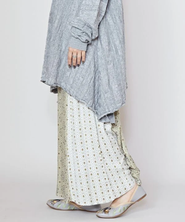 Pantalon à imprimé géométrique