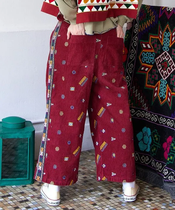 Pantalon ethnique à tonneau