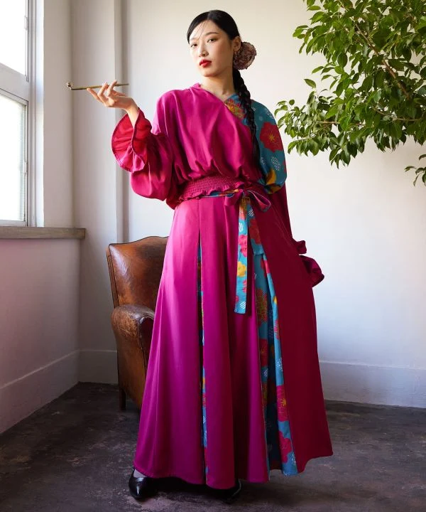 Pantalon large à motif pivoine
