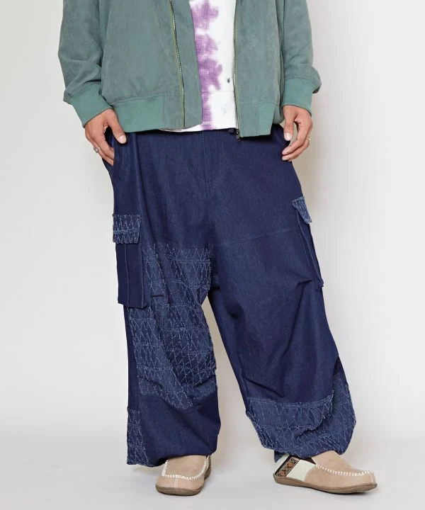 Pantalon cargo en denim patchwork