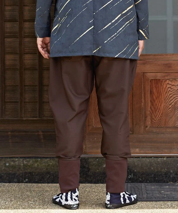Pantalon MONPE moderne